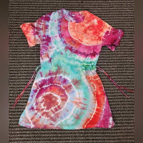 MUST SEE Hand-Dyed Tie Dye Items! - Picture 9 of 9